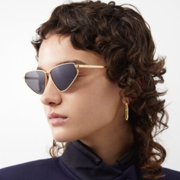 NEW FENDI FE40068U 30S SUNGLASSES WOMEN GOLD VIOLET OVAL EYEWEAR FENDI